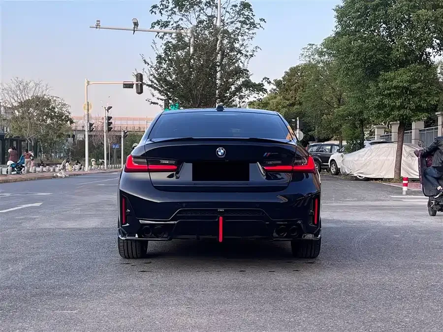 2023 BMW 3 Series 320Li M Sport Package - миниатюра 16