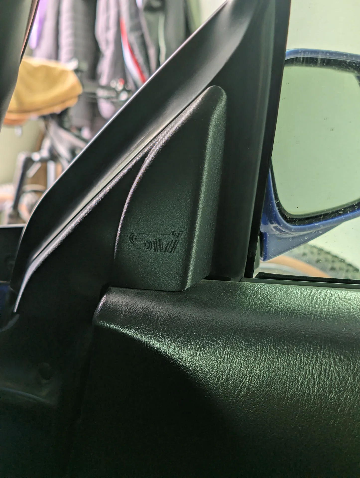 Уголок передней двери subaru sti forester,impreza - миниатюра 6