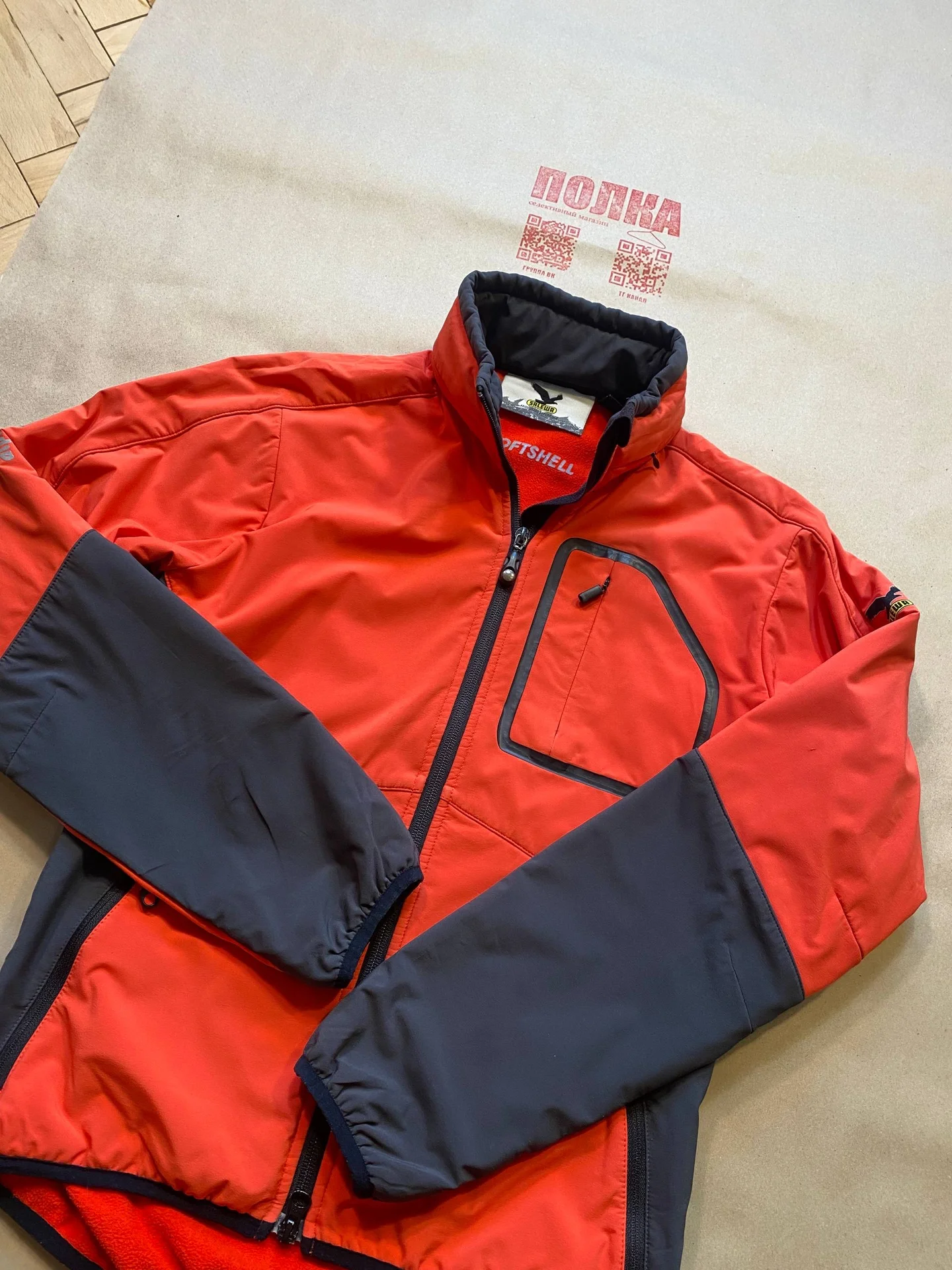 Софтшел Salewa vintage с капюшоном - миниатюра 8
