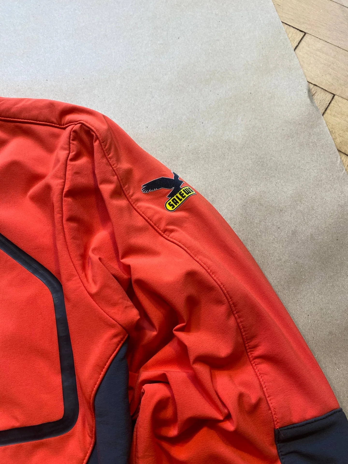 Софтшел Salewa vintage с капюшоном - миниатюра 9
