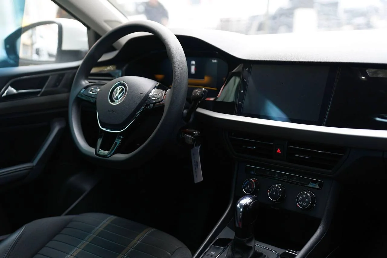 Volkswagen Lavida - миниатюра 5