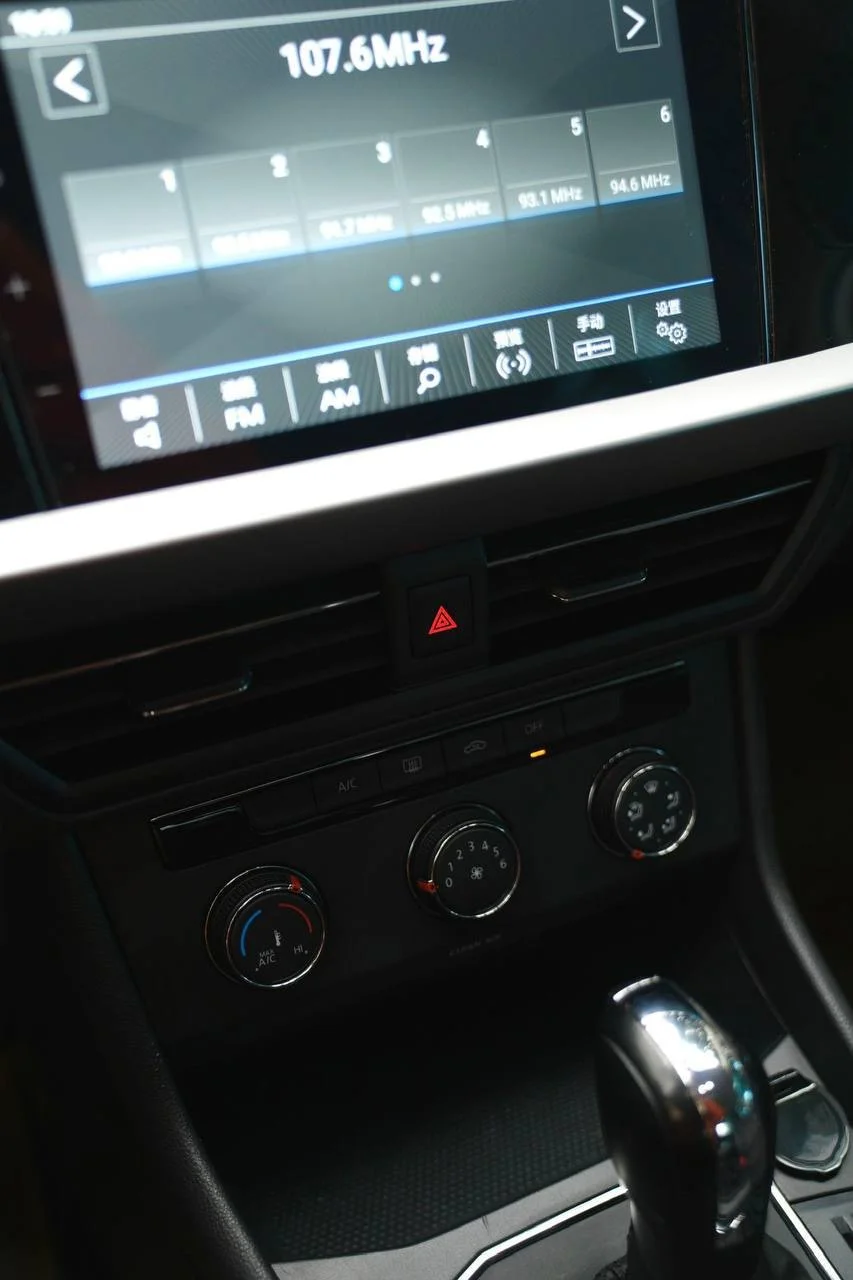 Volkswagen Lavida - миниатюра 7