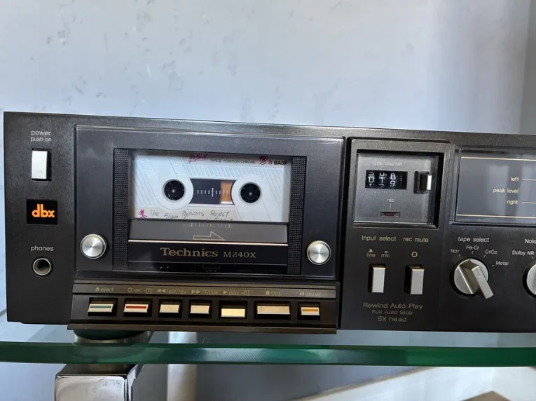 Дека кассетная, магнитофон Technics - миниатюра 2