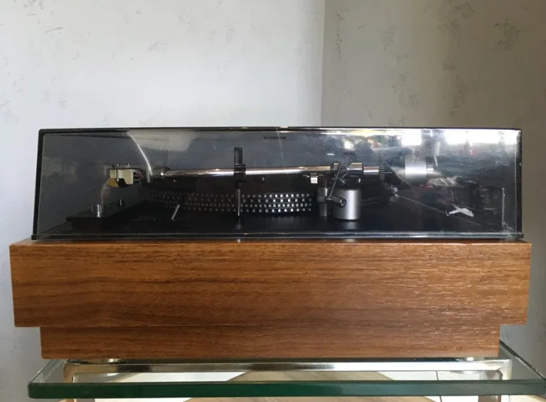 Проигрыватель пластинок JVC - миниатюра 6