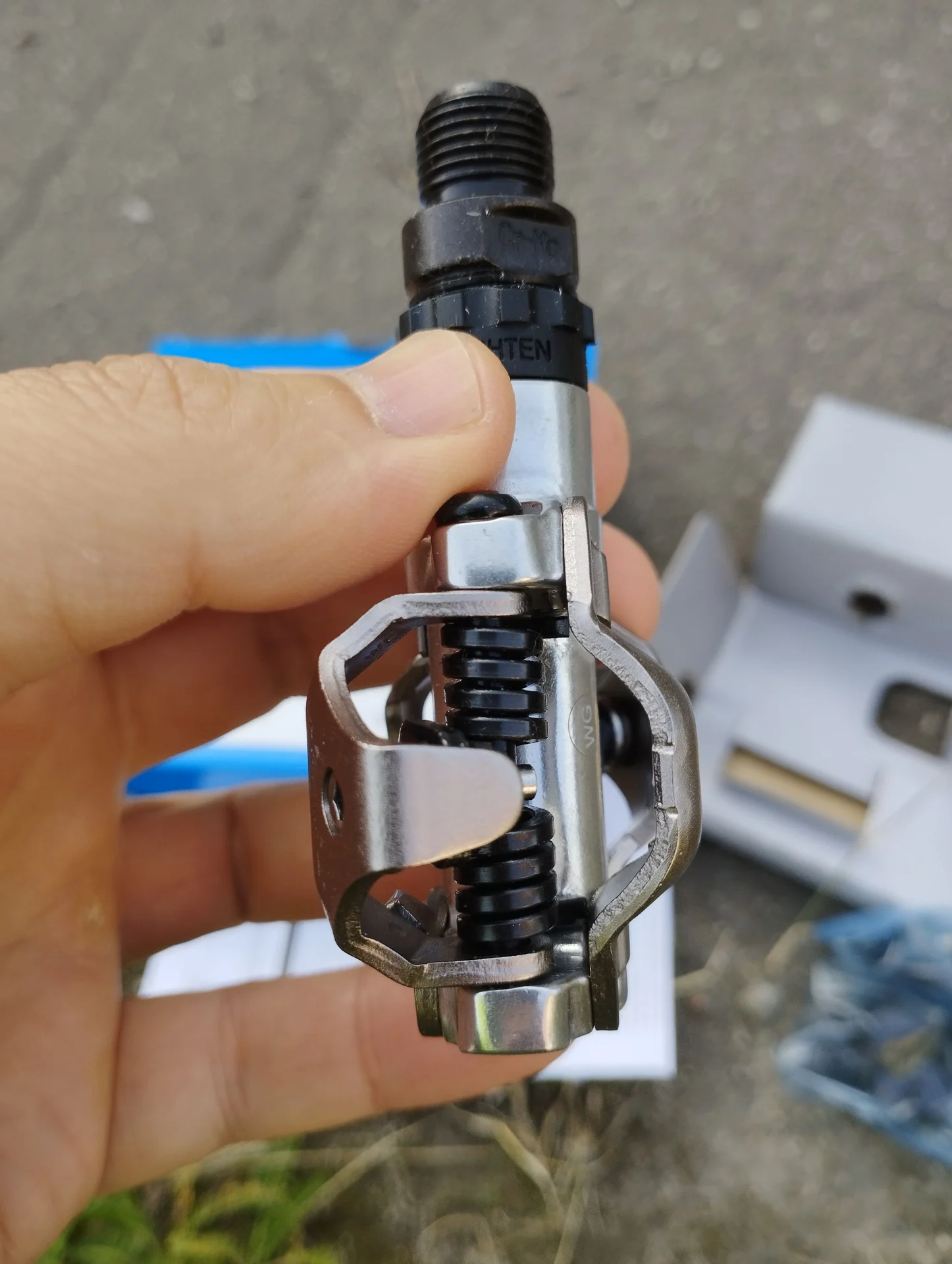 Контактные педали Shimano PD-M520 SPD - миниатюра 5