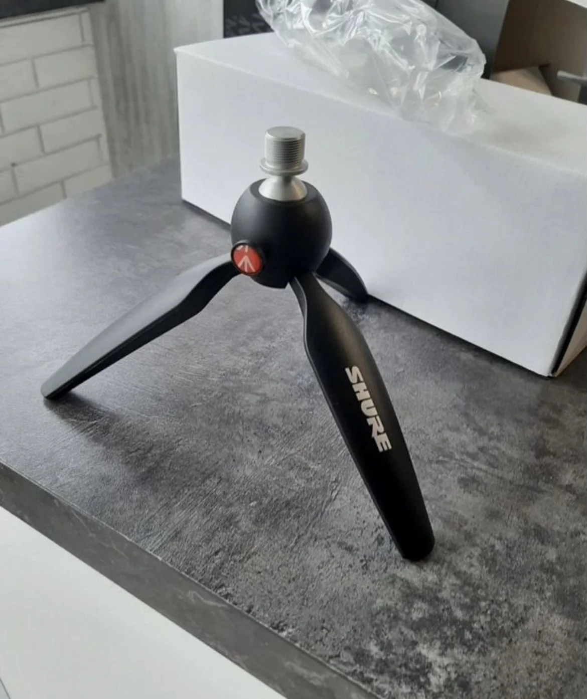 Микрофон Shure MV7 оригинал - миниатюра 5
