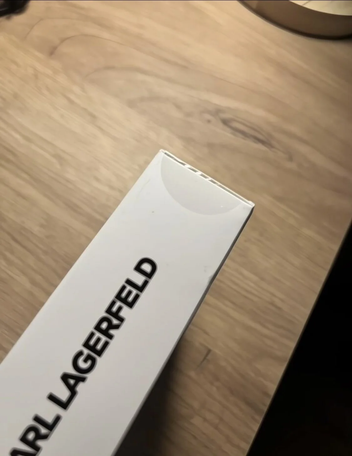 Чехол для airpods pro karl lagerfeld - миниатюра 4