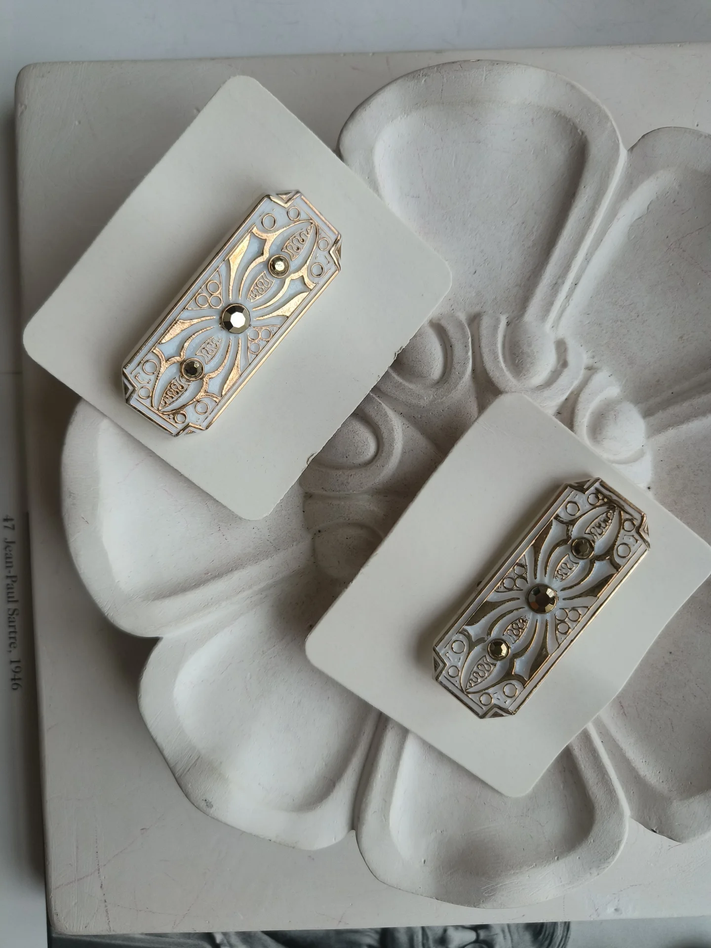 Брошь Чехословакия - миниатюра 2