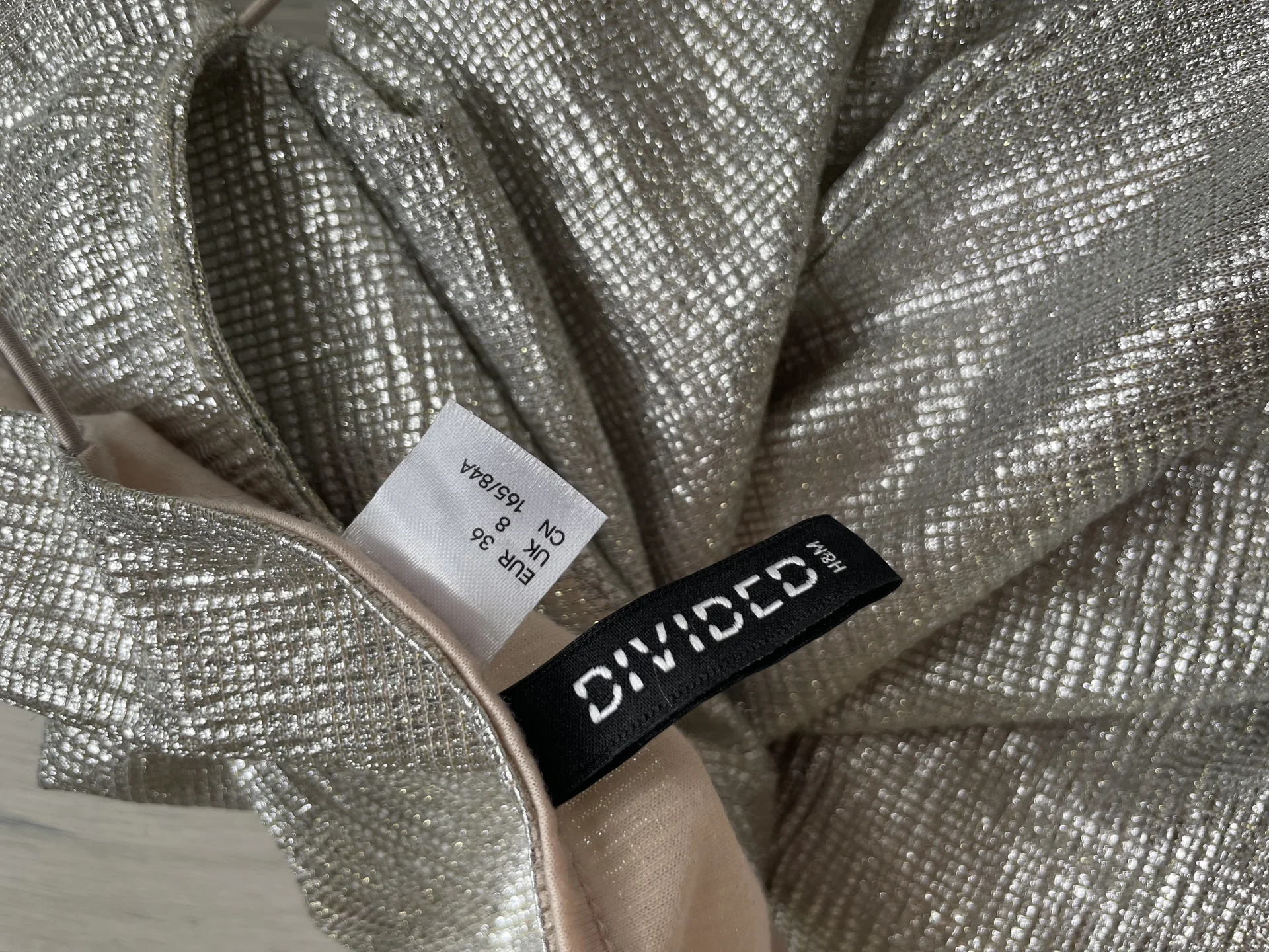 Платье глиттер H&M трендовое женское - миниатюра 4