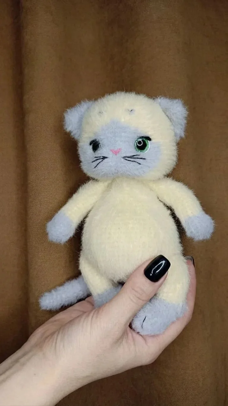 Вязаная игрушка. Сиамский кот - миниатюра 2