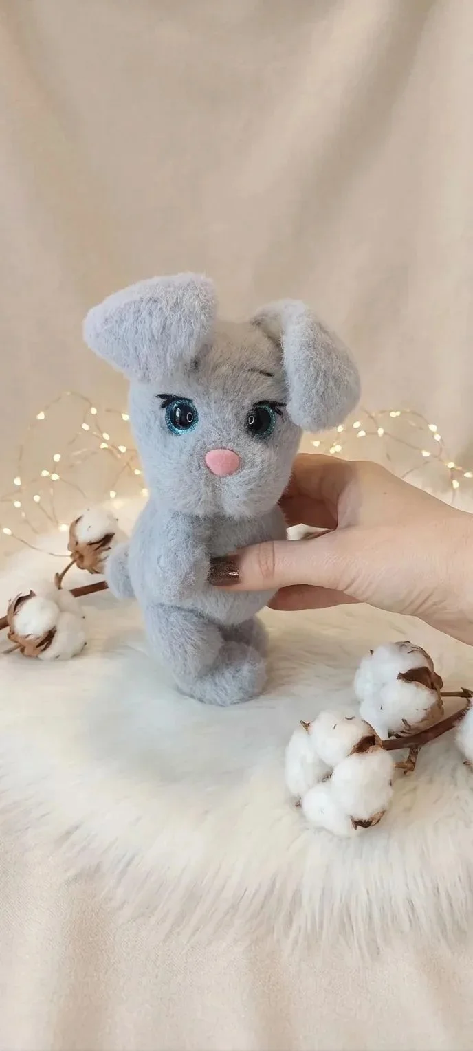 Вязаная игрушка зайка - миниатюра 2