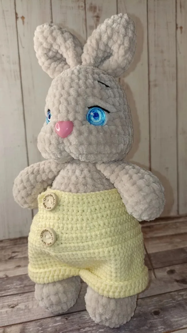 Вязаная игрушка зайка - миниатюра 5