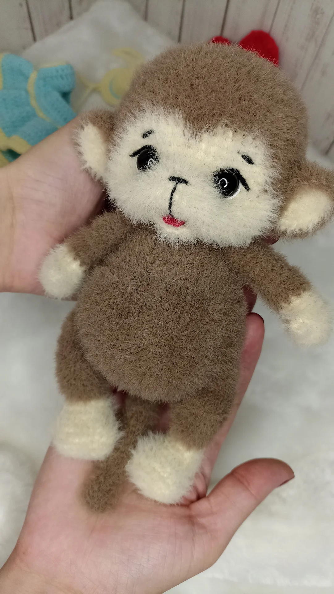 Вязаная игрушка обезьянка - миниатюра 4
