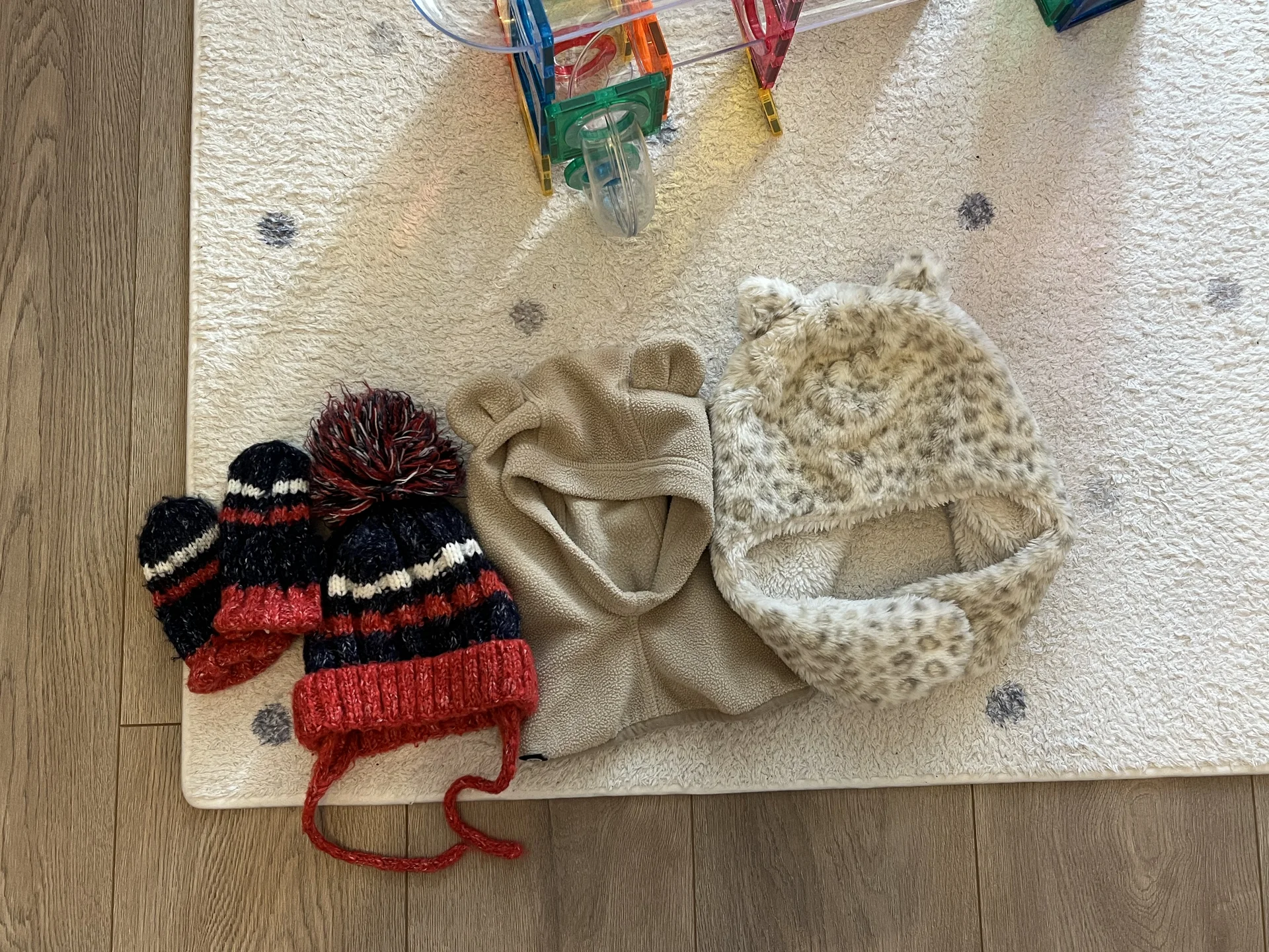 Шапки для малышей пакет gap zara happy baby - изображение 1