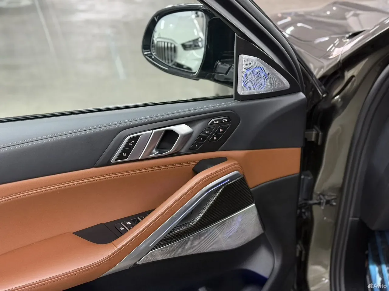 BMW X6 4.4 AT, 2024, 10 800 км - миниатюра 11