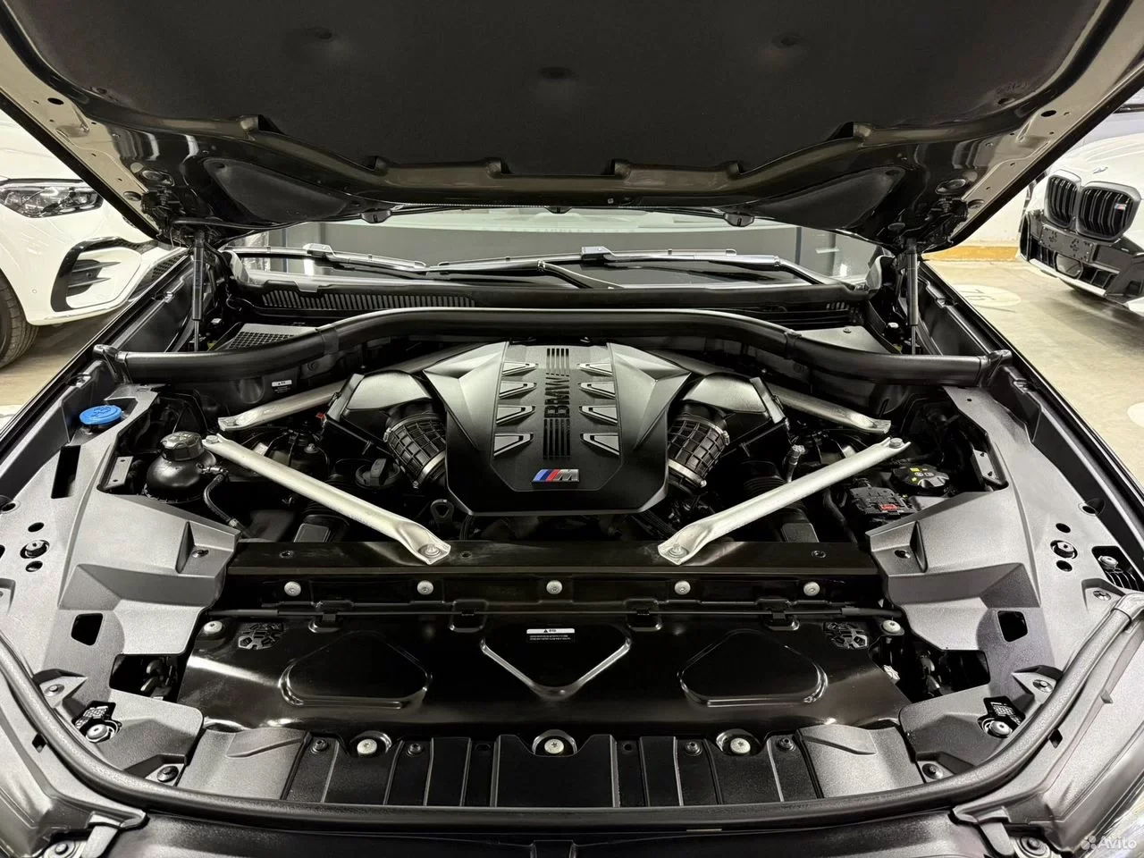 BMW X6 4.4 AT, 2024, 10 800 км - миниатюра 9
