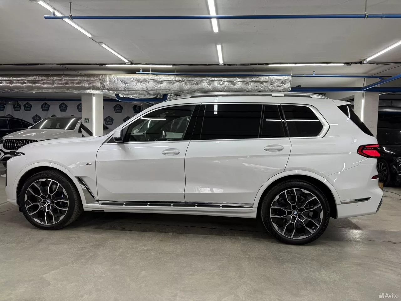 BMW X7 3.0 AT, 2025, 16 000 км - миниатюра 3