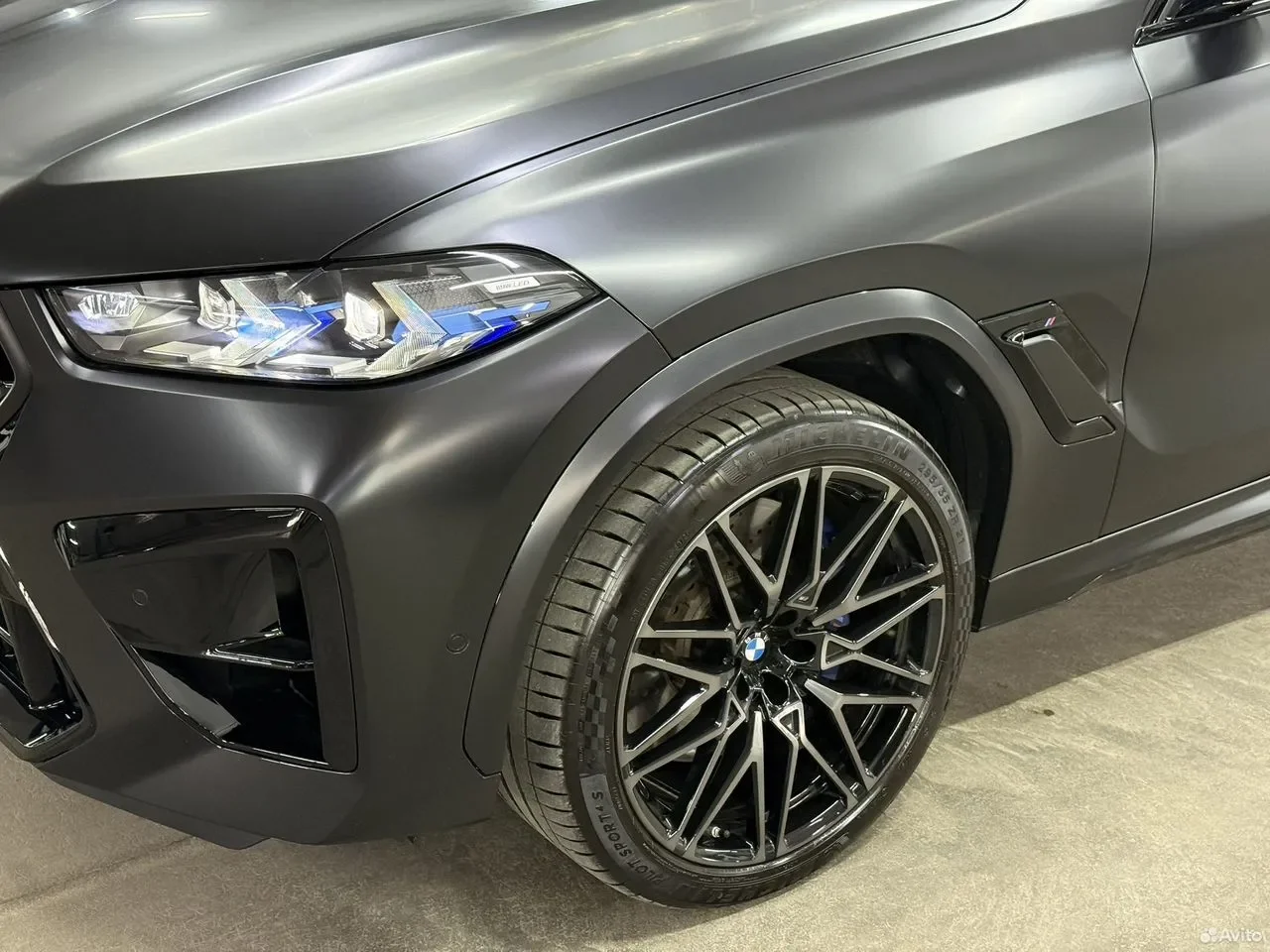 BMW X6 M 4.4 AT, 2024, 7 600 км - миниатюра 3
