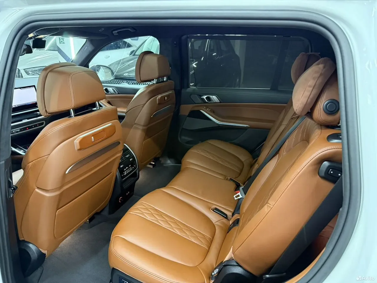 BMW X7 3.0 AT, 2024, 16 800 км - миниатюра 21