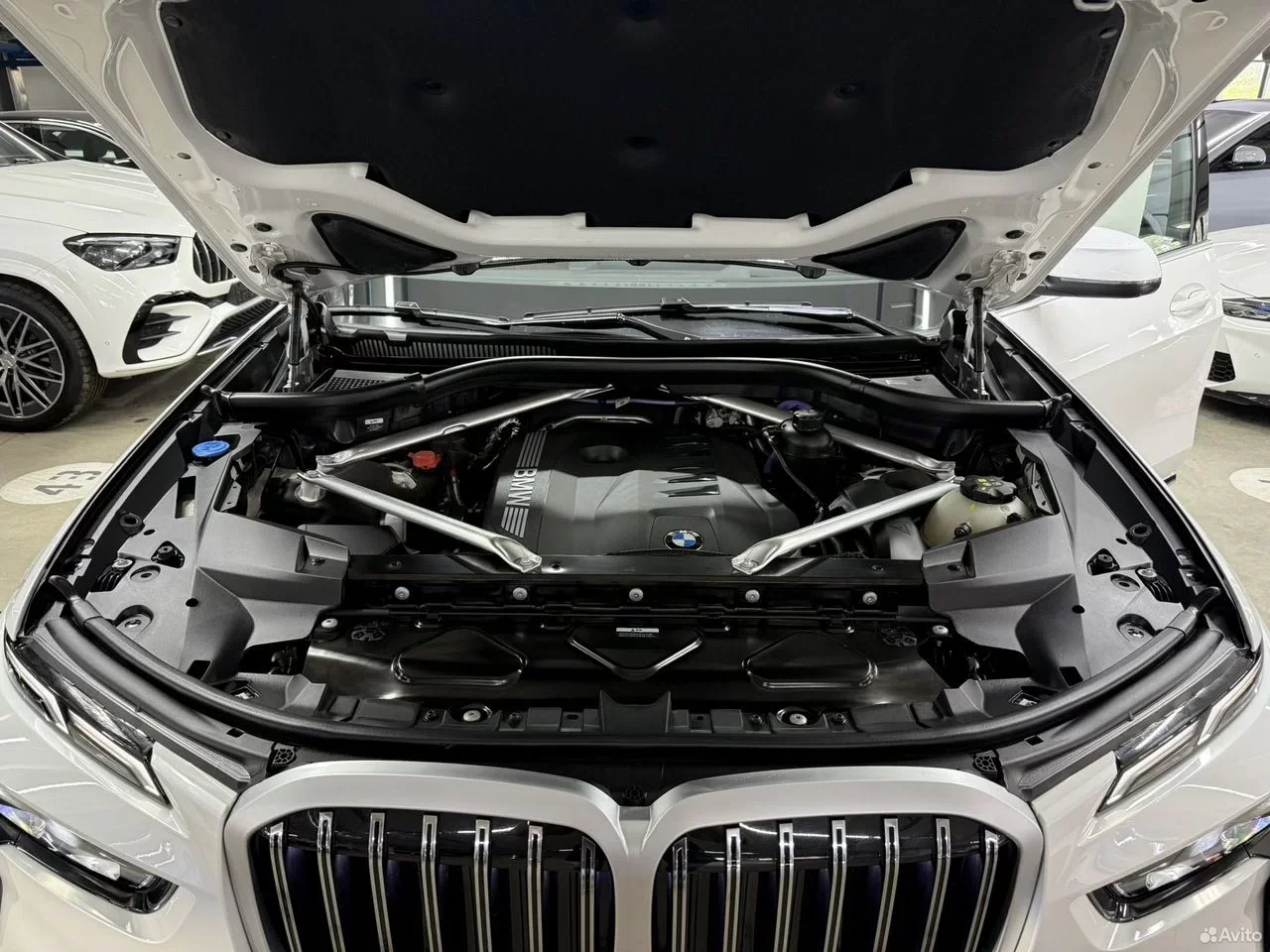 BMW X7 3.0 AT, 2024, 16 800 км - миниатюра 6