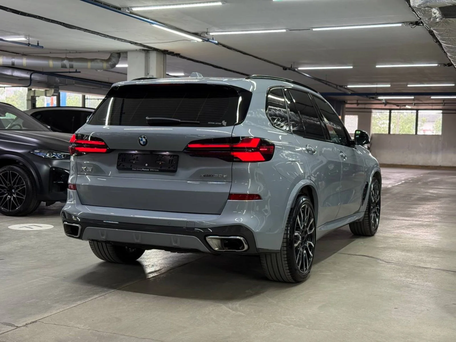 BMW X5 3.0 AT, 2025, 10 800 км - миниатюра 4