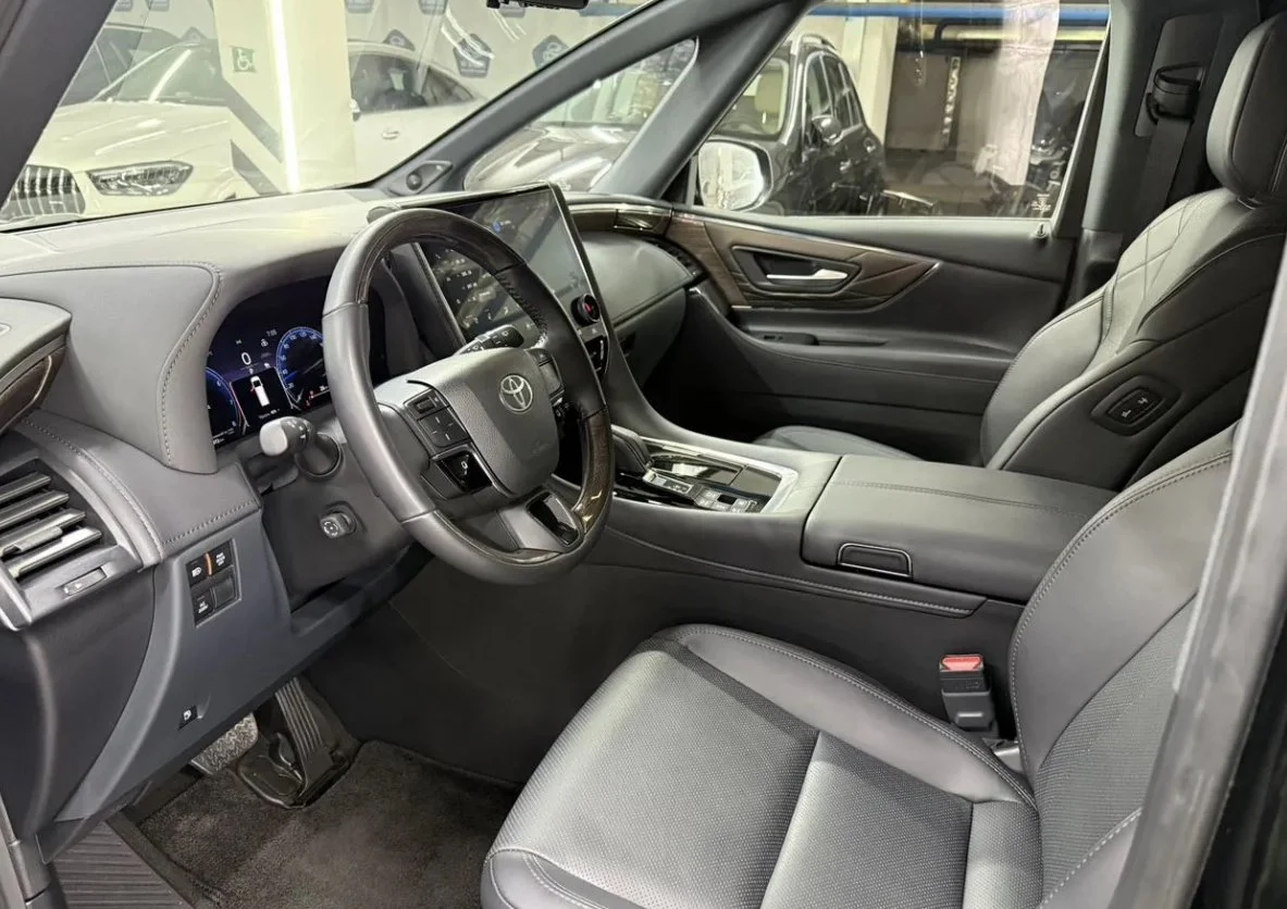 Toyota Alphard 2.5 CVT, 2024, 16 900 км - миниатюра 4