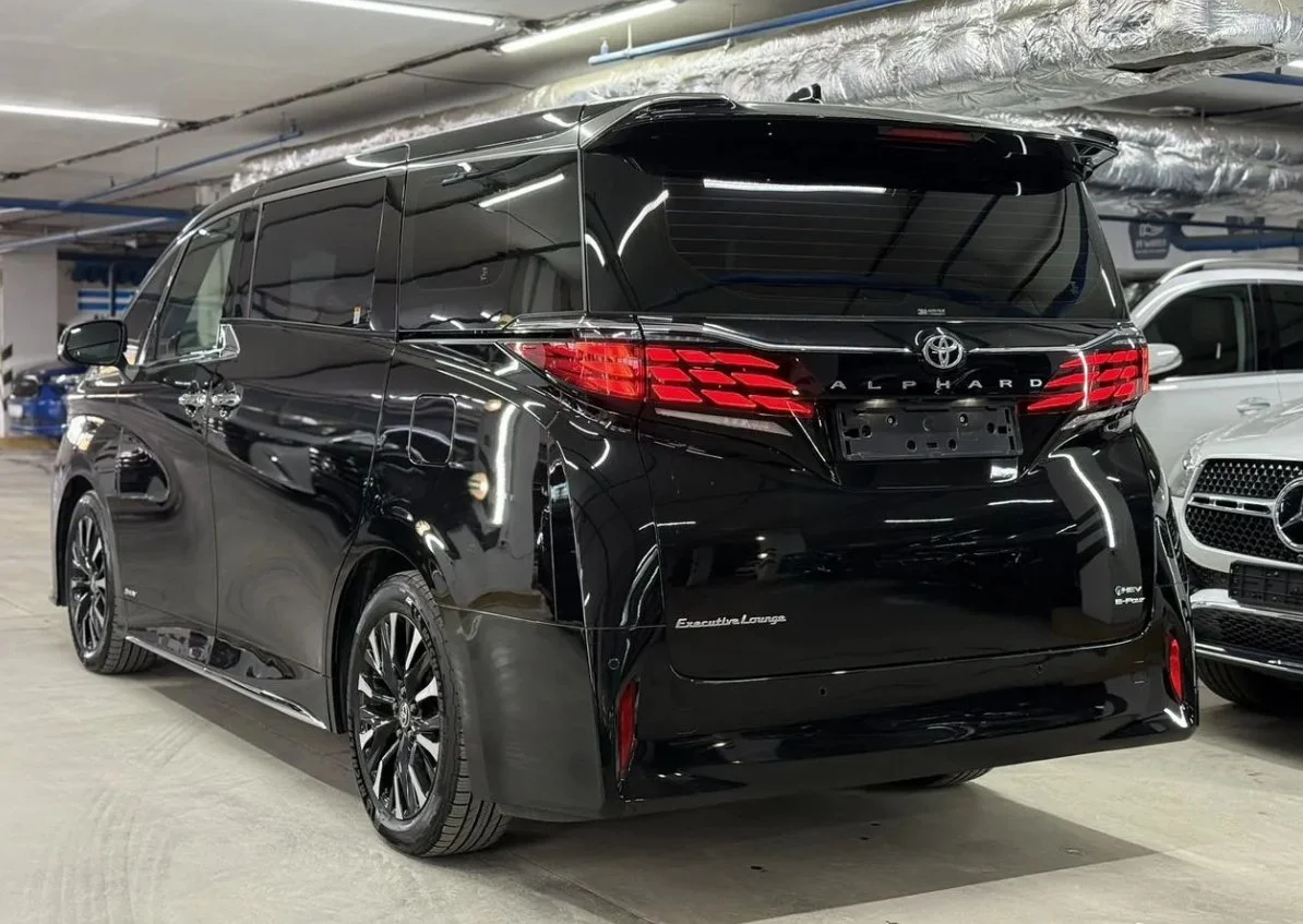 Toyota Alphard 2.5 CVT, 2023, 7 600 км - миниатюра 3