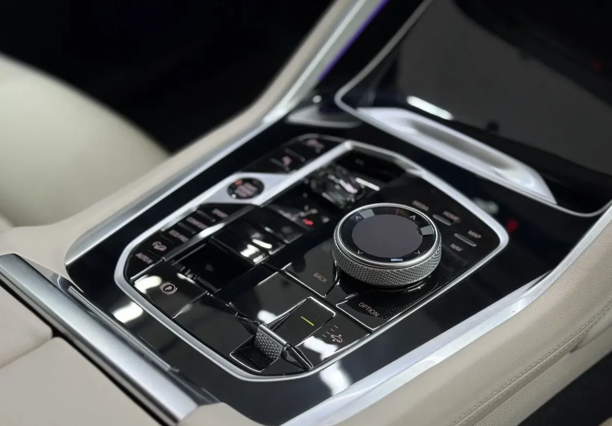BMW X6 3.0 AT, 2025, 11 400 км - миниатюра 6