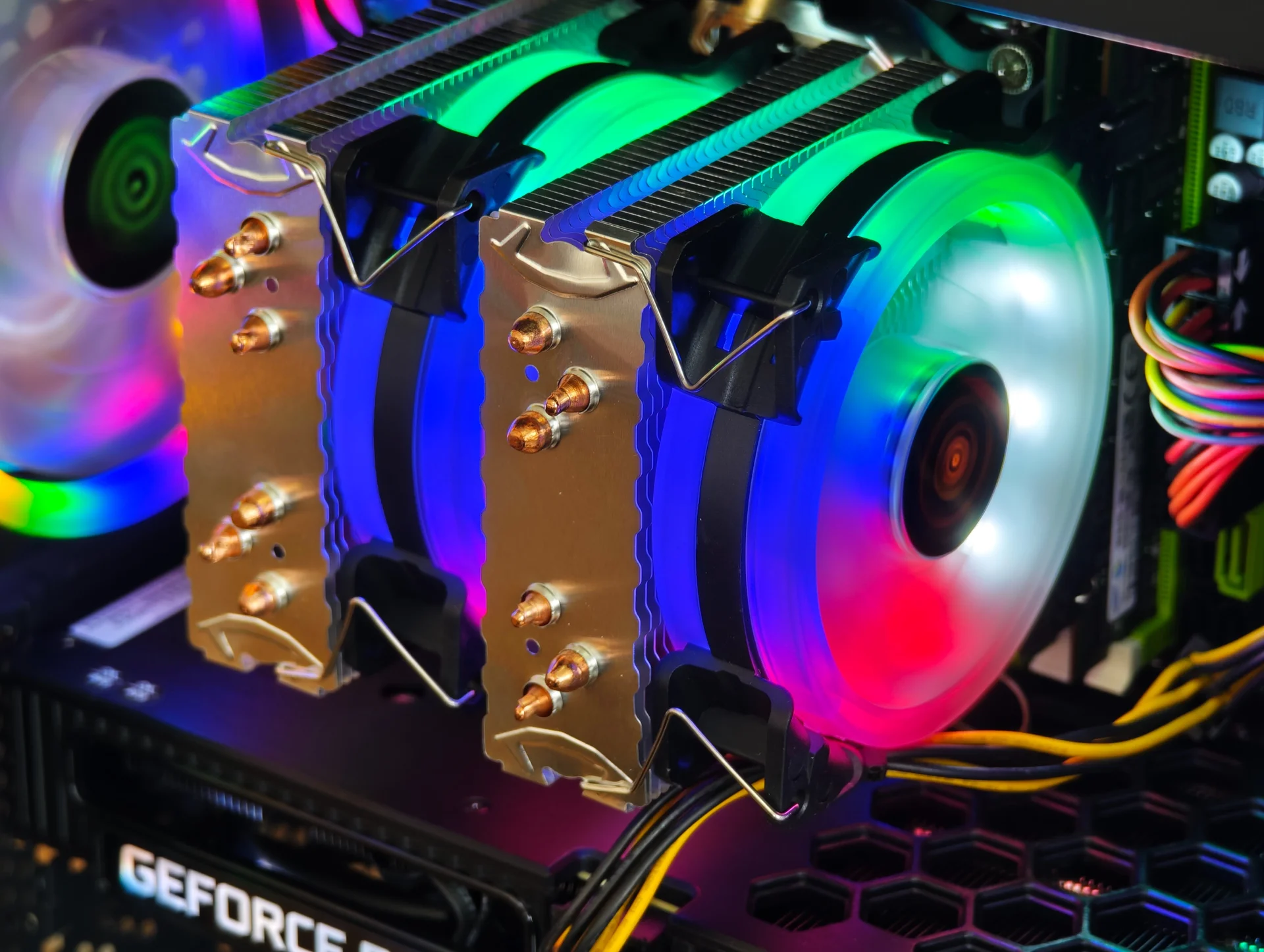 Кулер для процессора *180 Вт *RGB 92 мм - миниатюра 2