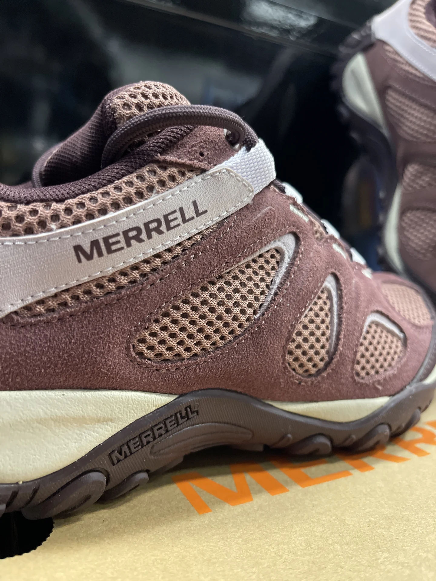Кроссовки merrell - миниатюра 2