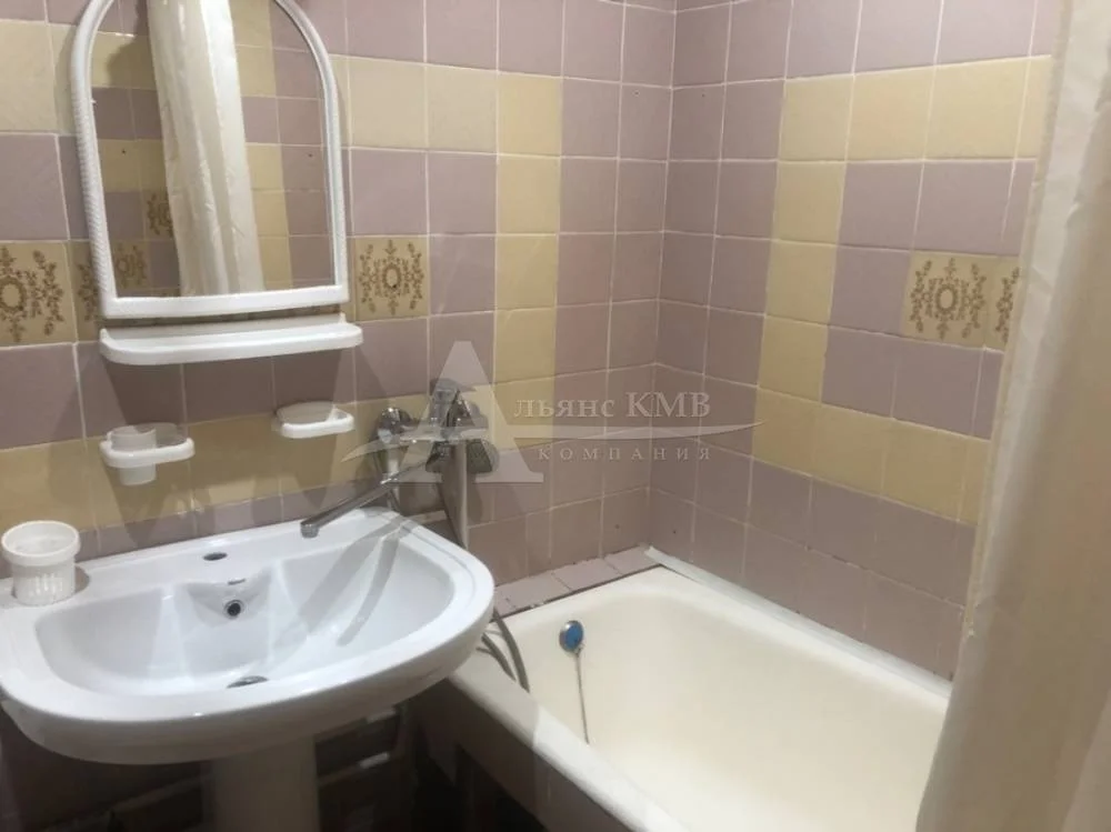 Однокомнатная квартира, 35 кв.м. - миниатюра 7
