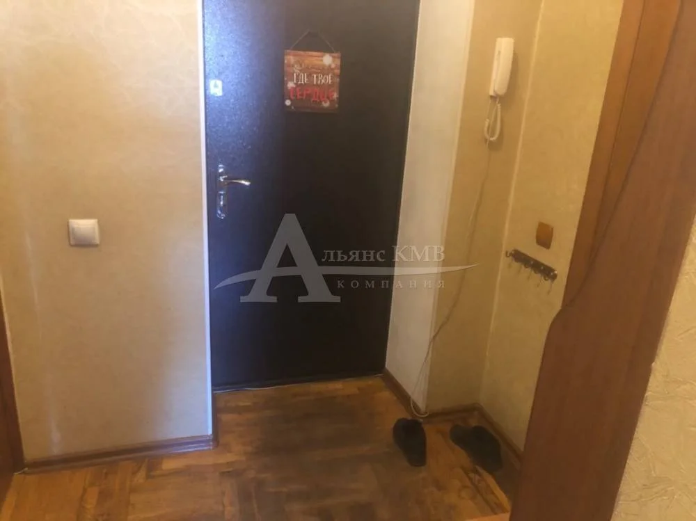 Однокомнатная квартира, 35 кв.м. - миниатюра 11