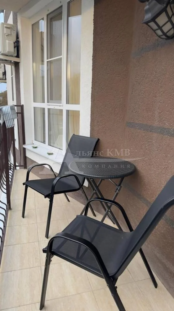 Однокомнатная квартира, 38.4 кв.м. - миниатюра 3