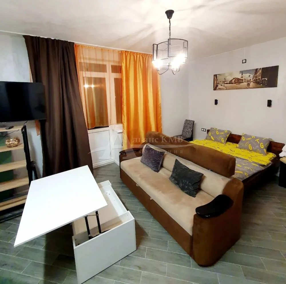 Трехкомнатная квартира, 75 кв.м. - миниатюра 4