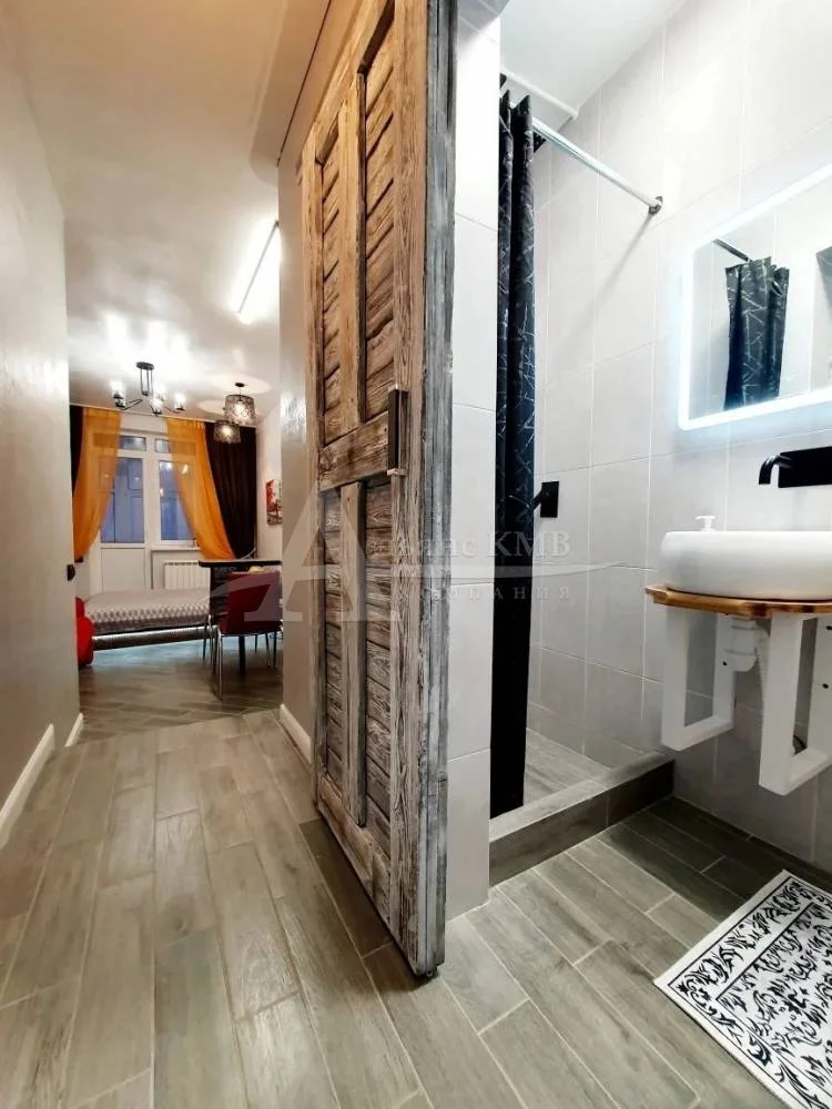 Трехкомнатная квартира, 75 кв.м. - миниатюра 5