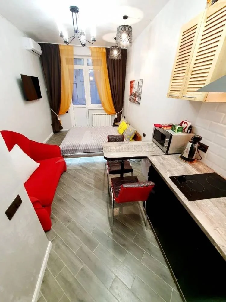 Трехкомнатная квартира, 75 кв.м. - миниатюра 7