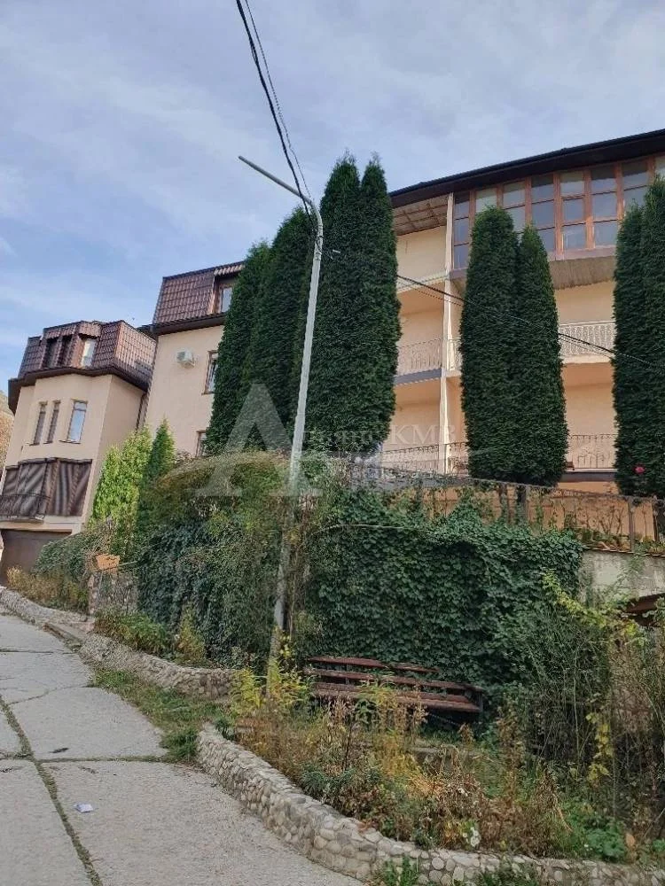Трехкомнатная квартира, 75 кв.м. - миниатюра 10