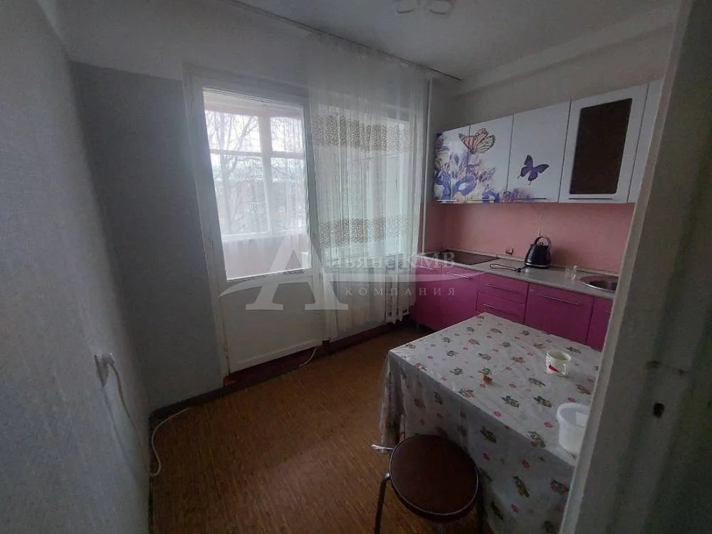 Трехкомнатная квартира, 70 кв.м. - миниатюра 4
