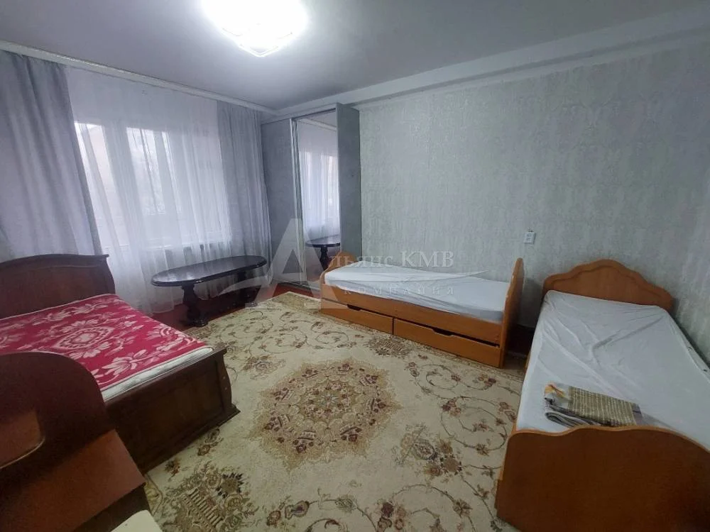 Трехкомнатная квартира, 70 кв.м. - миниатюра 12