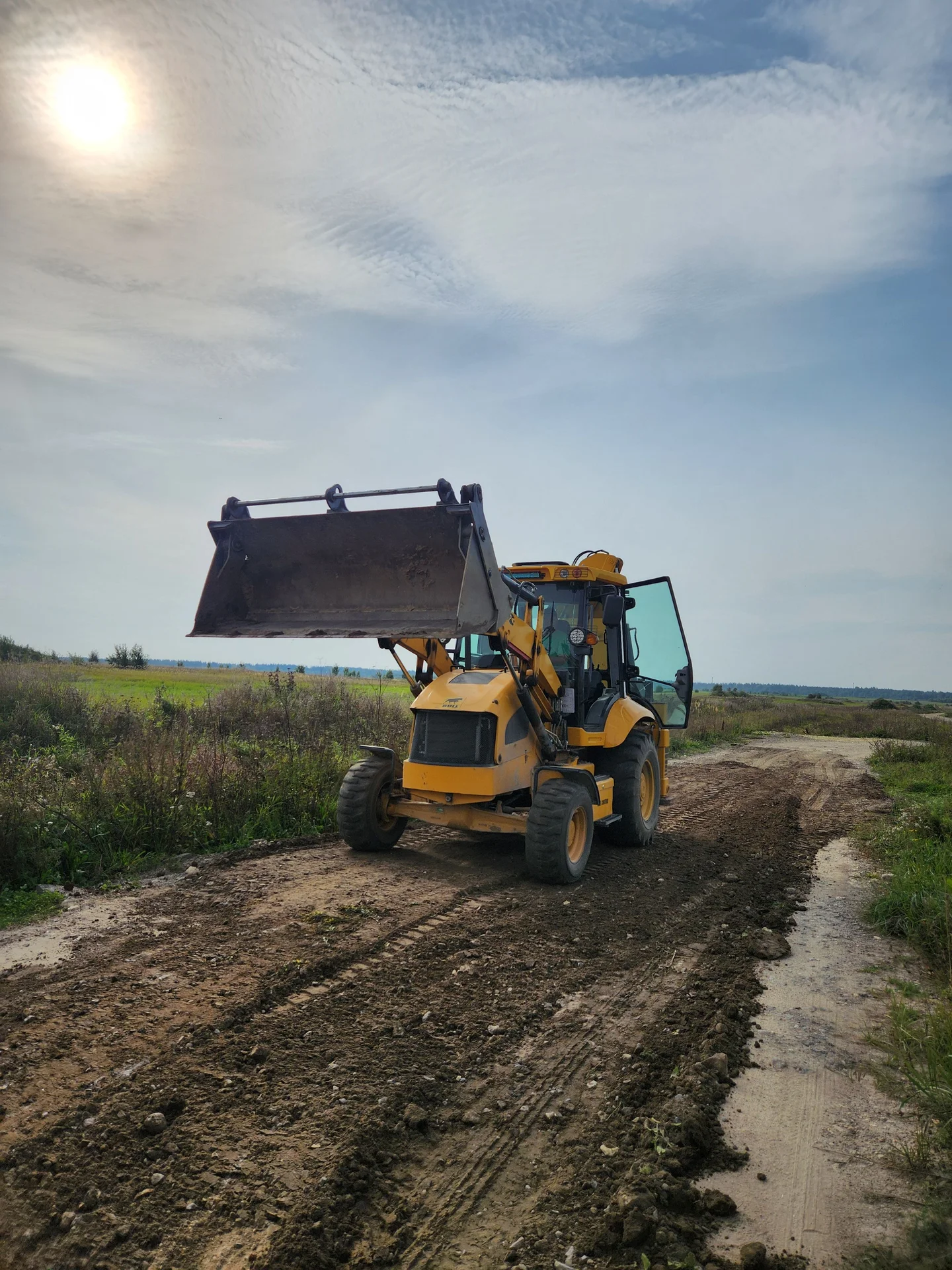 Экскаватор-погрузчик Bull 3SX Plus, 2023 - миниатюра 8