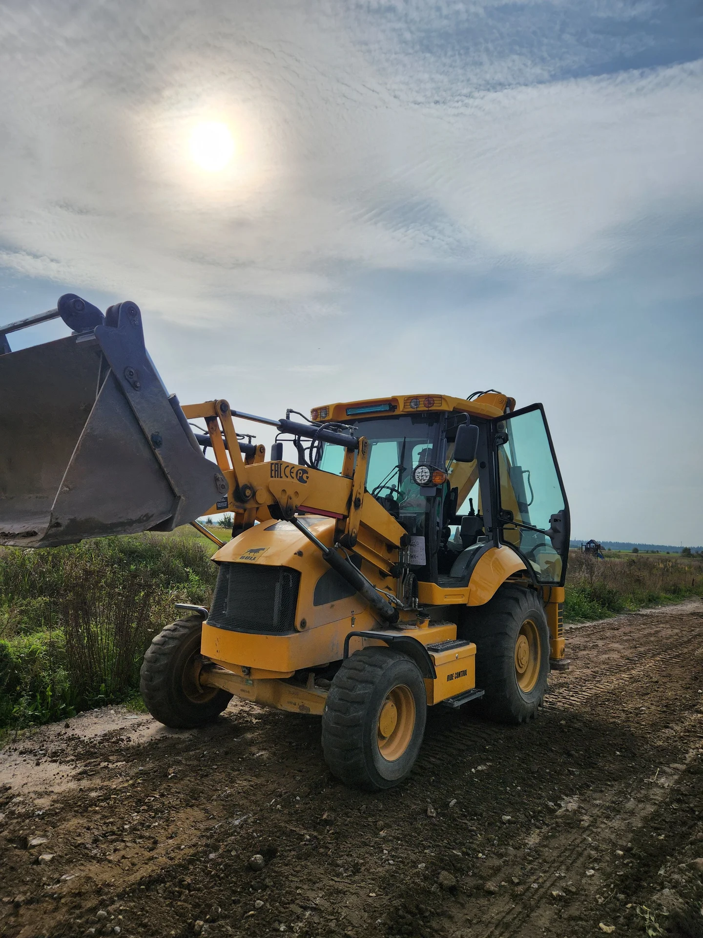 Экскаватор-погрузчик Bull 3SX Plus, 2023 - миниатюра 9