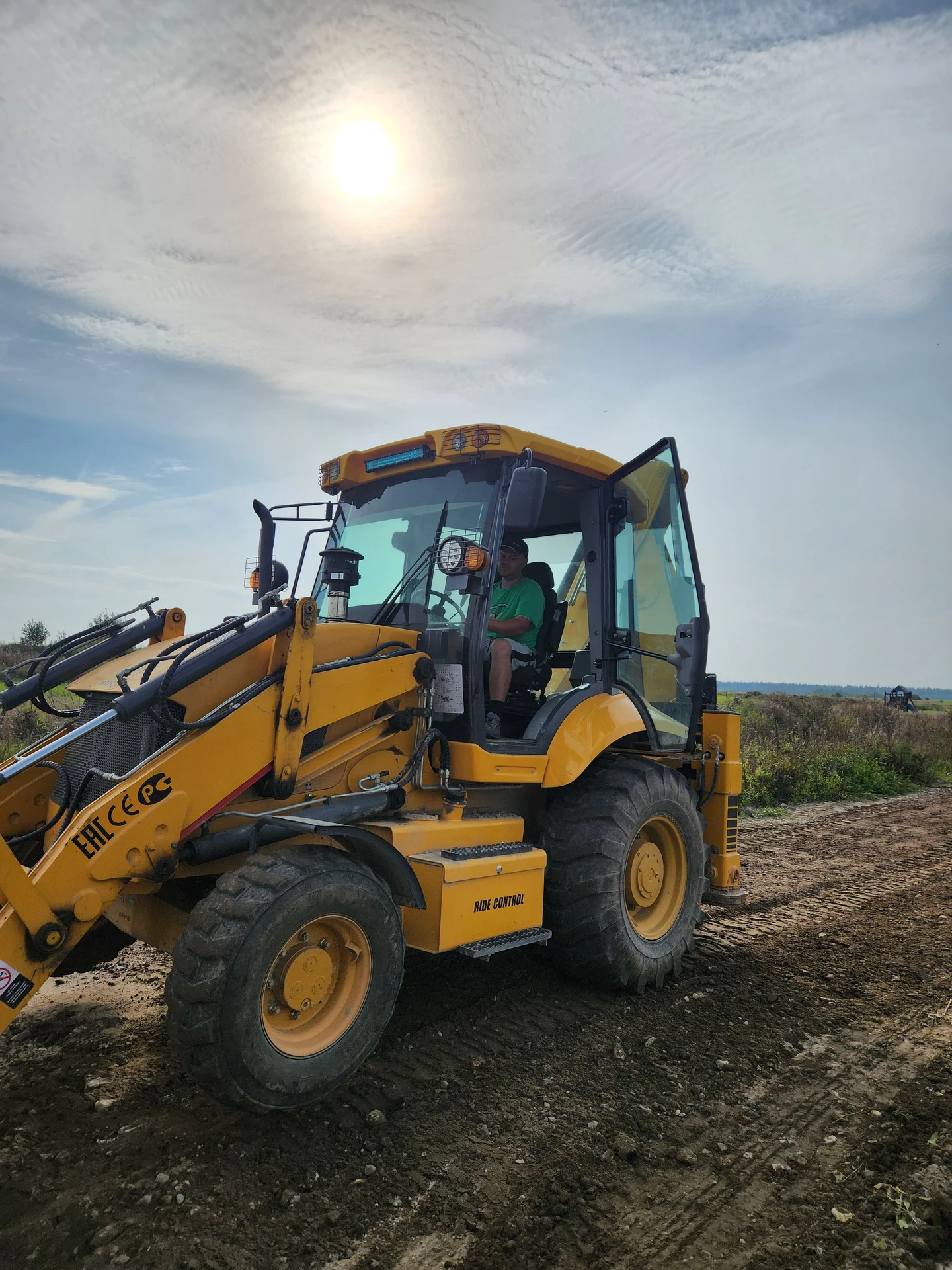 Экскаватор-погрузчик Bull 3SX Plus, 2023 - миниатюра 10