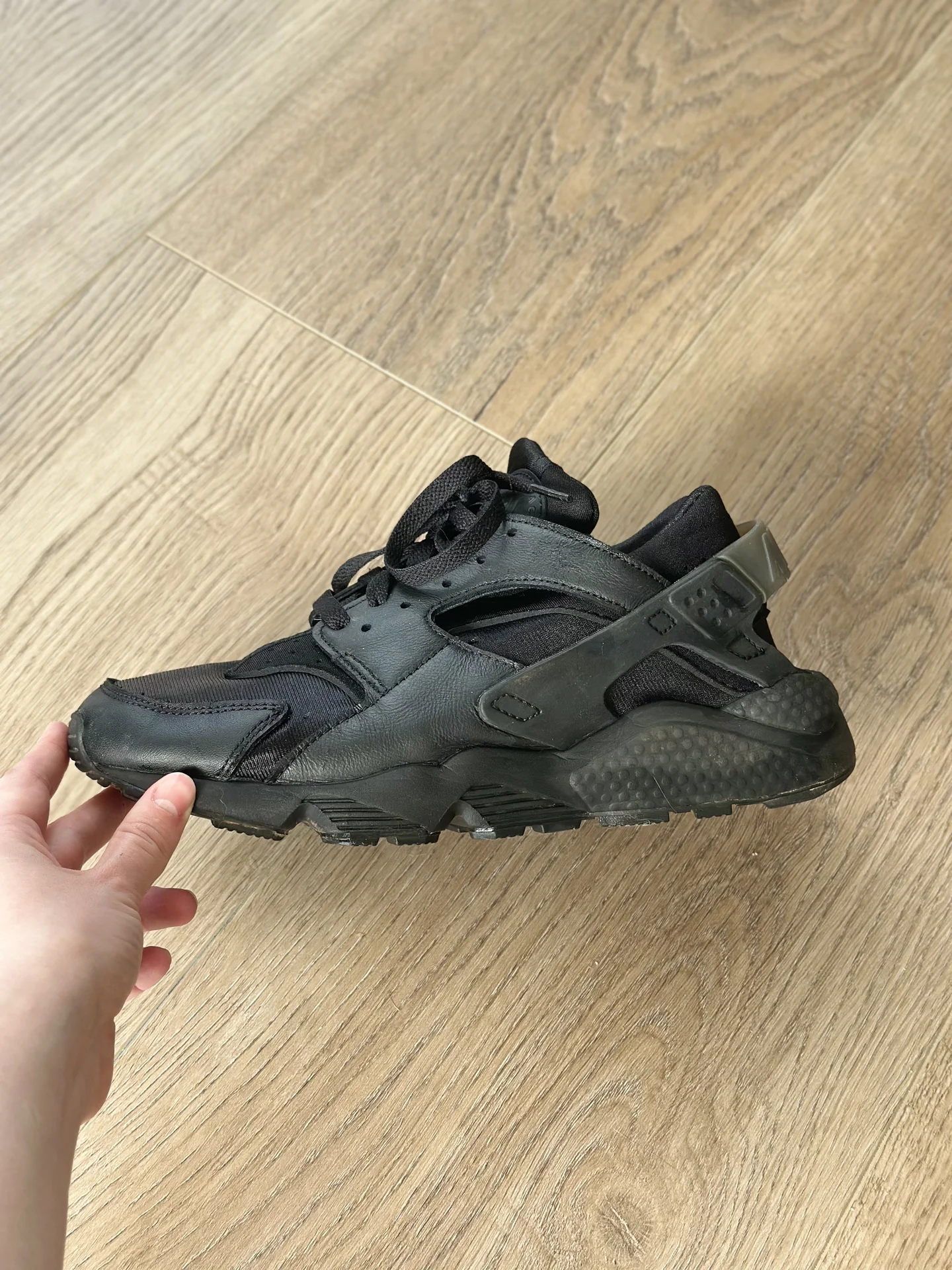 Кроссовки Nike оригинал 38р - изображение 1