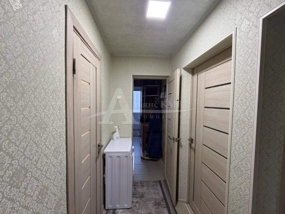 Трёхкомнатная квартира, 54 кв.м. - миниатюра 4