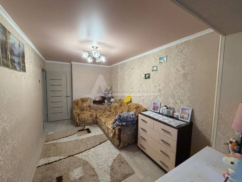 Трёхкомнатная квартира, 54 кв.м. - миниатюра 7