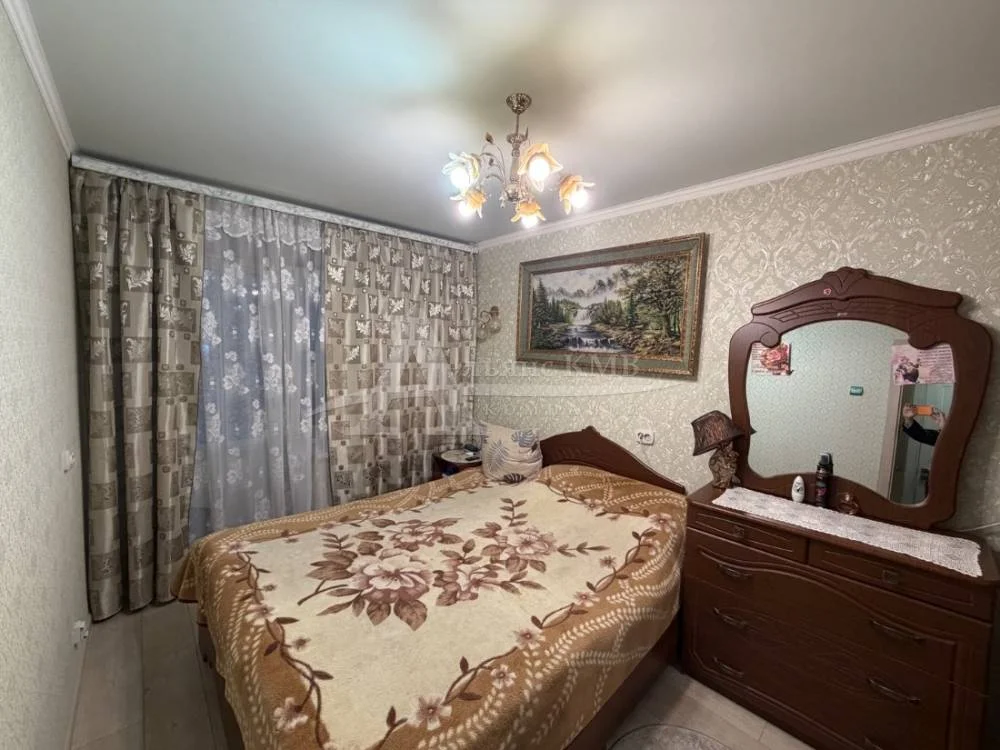 Трёхкомнатная квартира, 54 кв.м. - миниатюра 12