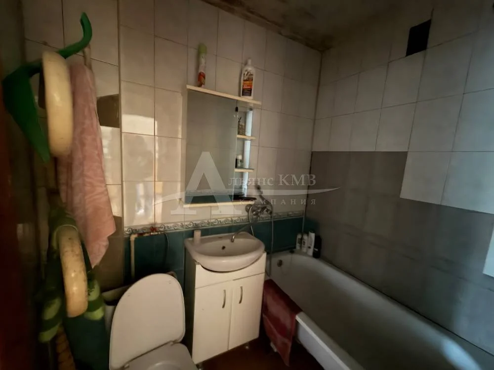 Трёхкомнатная квартира, 61.3 кв.м. - миниатюра 8