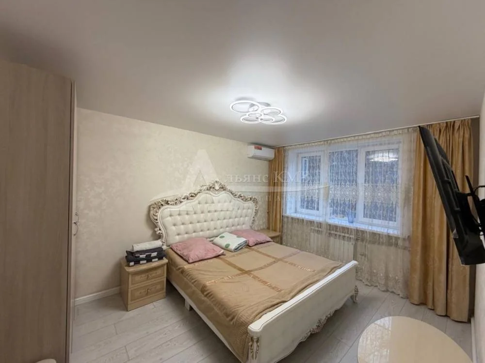 Трёхкомнатная квартира, 75 кв.м. - миниатюра 7