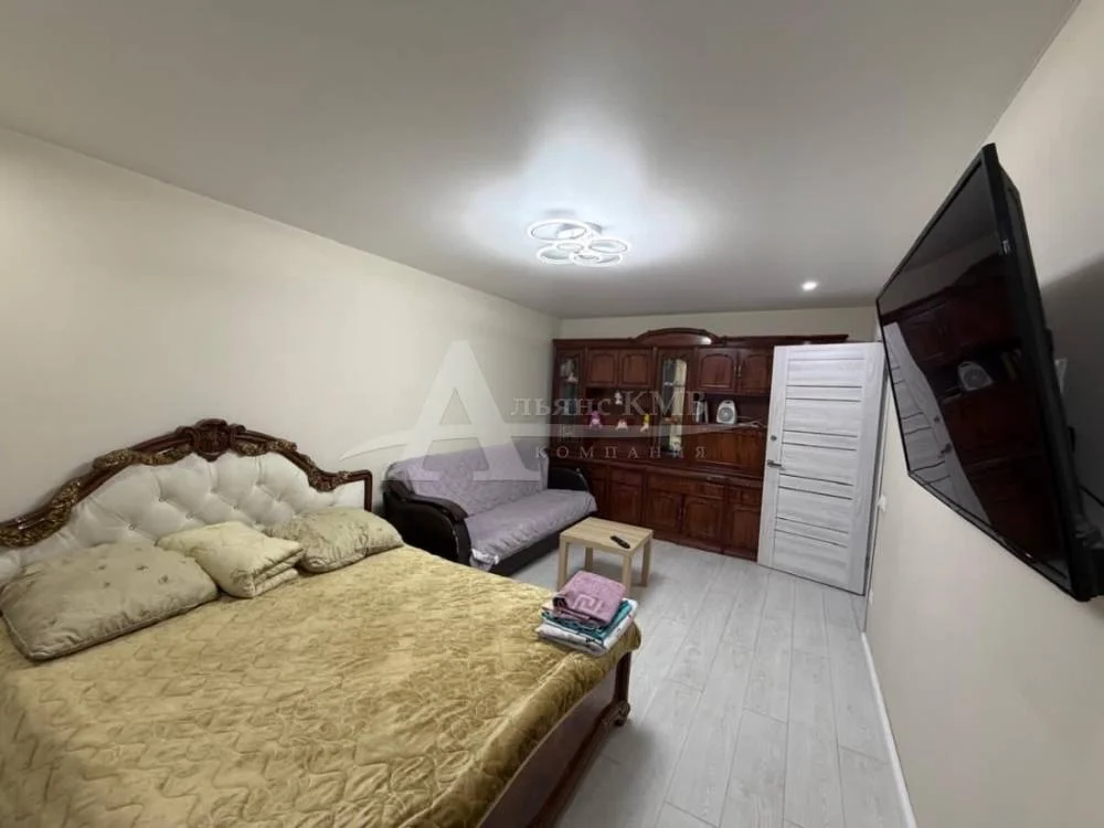 Трёхкомнатная квартира, 75 кв.м. - миниатюра 8
