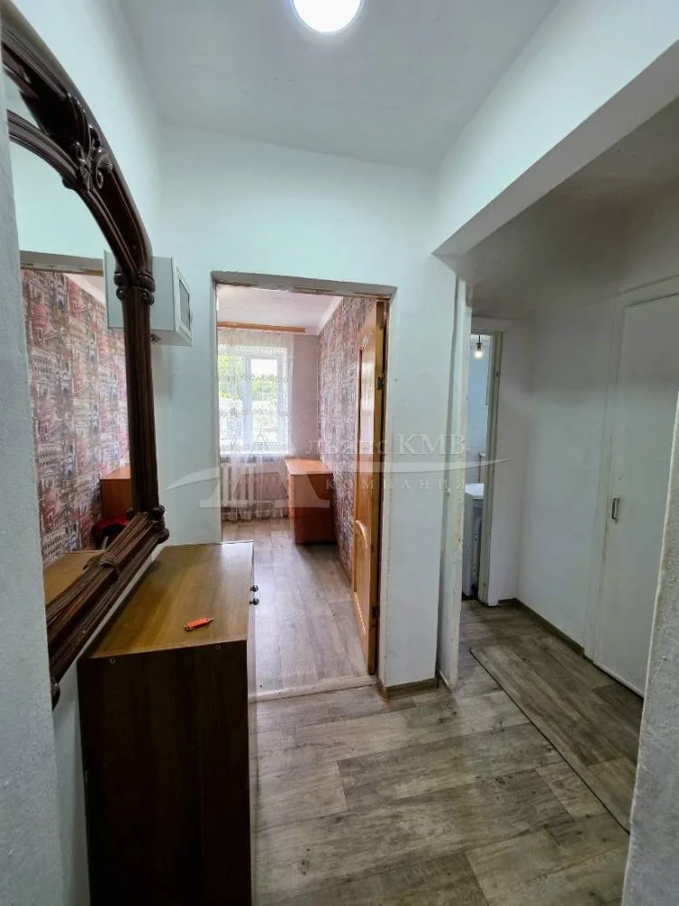 Двухкомнатная квартира, 37.8 кв.м. - миниатюра 15